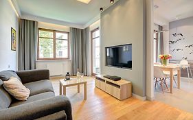 Le Meridien Apartment